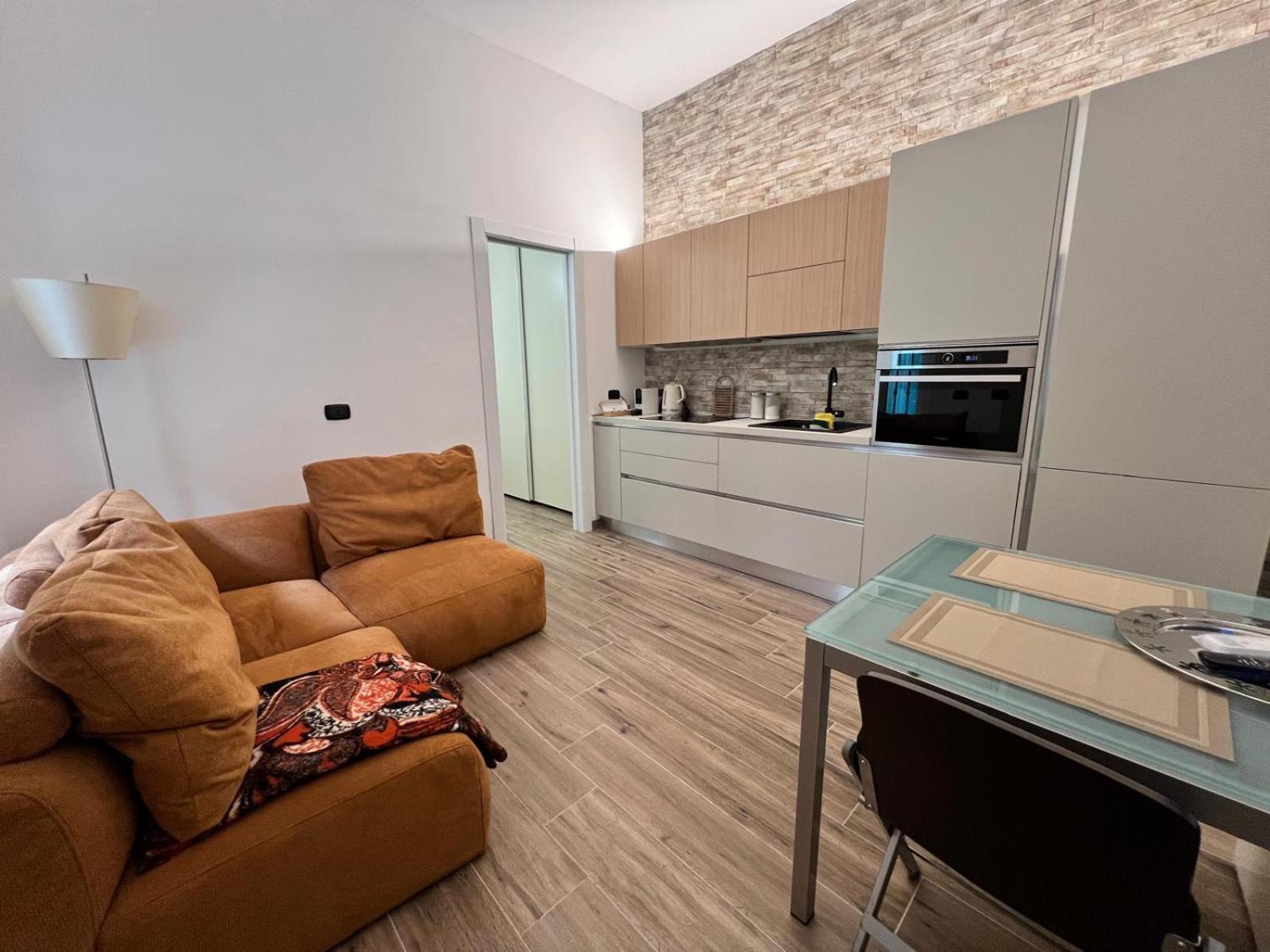 Domusmi Delfico 2 Lejlighed Milano Eksteriør billede